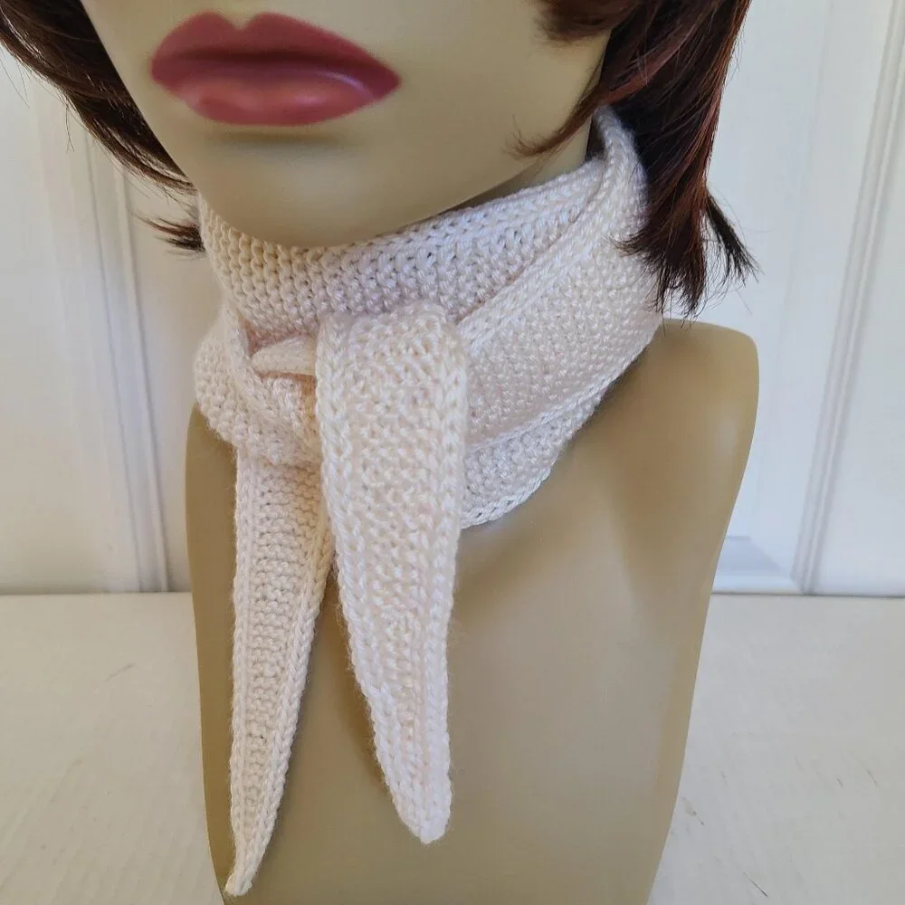 Sophie Scarf Knit Handmade Neck Warmer Creme Wool Acrylic Blend